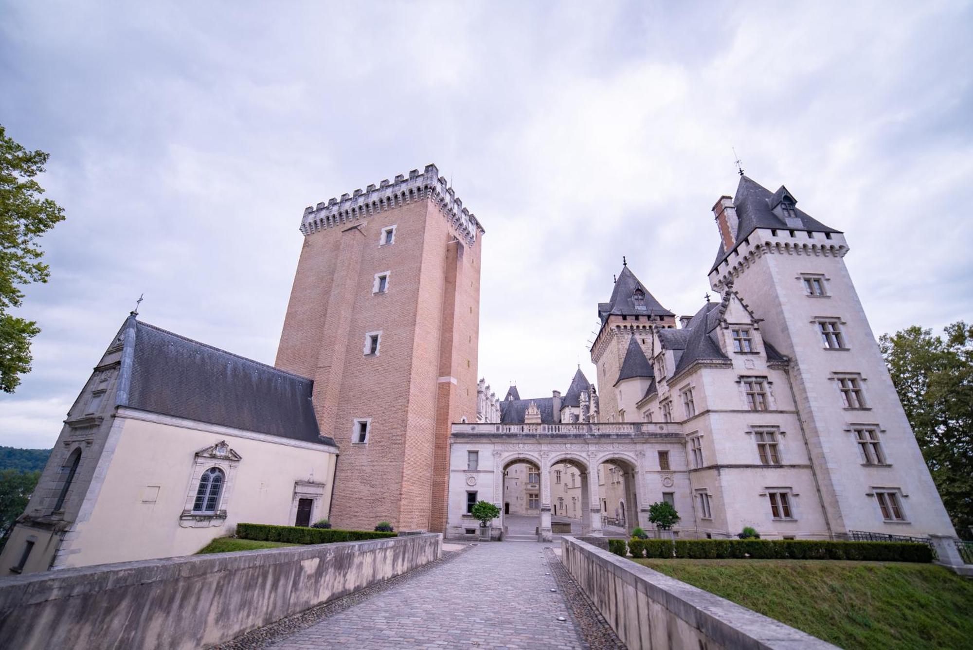La Vue Royale - Face Au Chateau - Wifi - 4 Personnes Pau Esterno foto